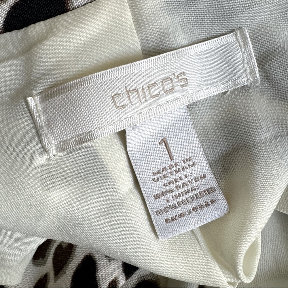 Chico’s Leopard Print Blazer - Picture 9 of 10